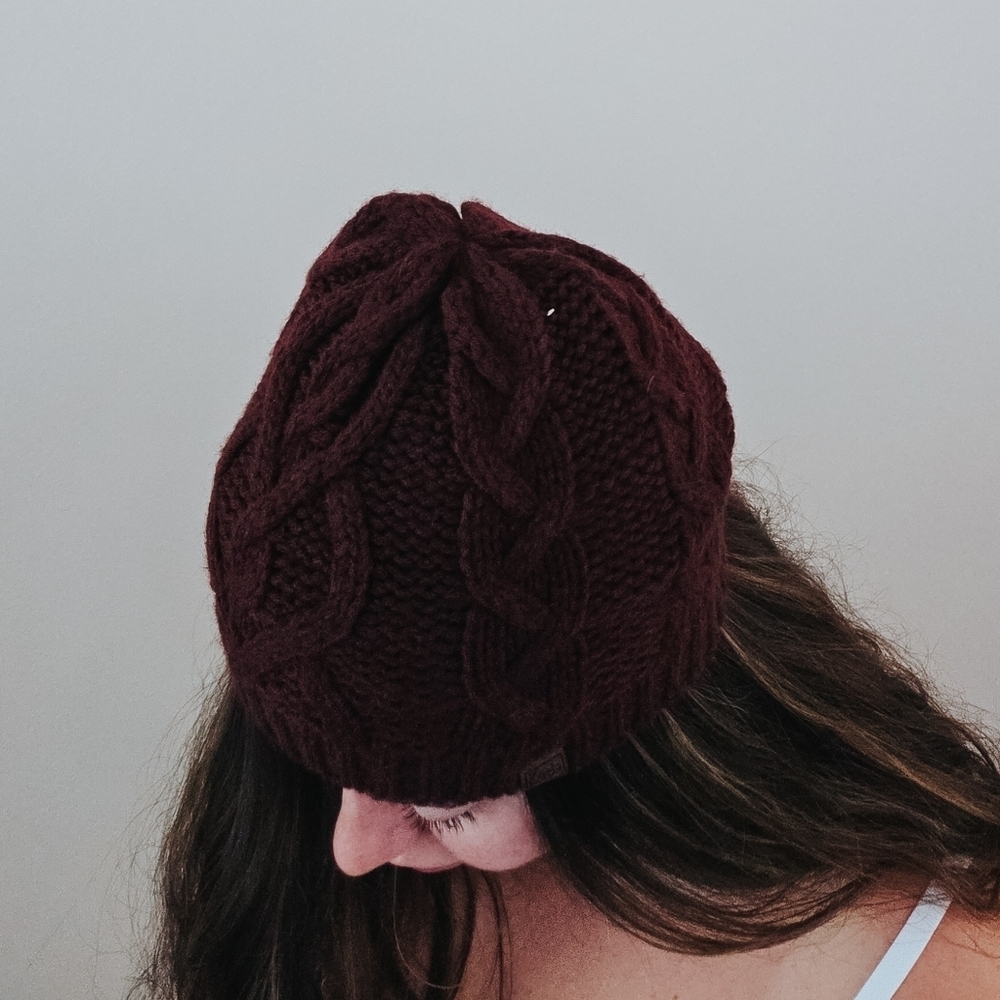 3/$20 Keds Cozy Burgundy Cable Knit Beanie – Chunky Knit Winter Hat